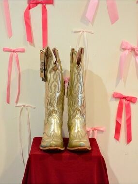 Metallic Gold Western-Style Heeled Boots for Women Size 10 NWT